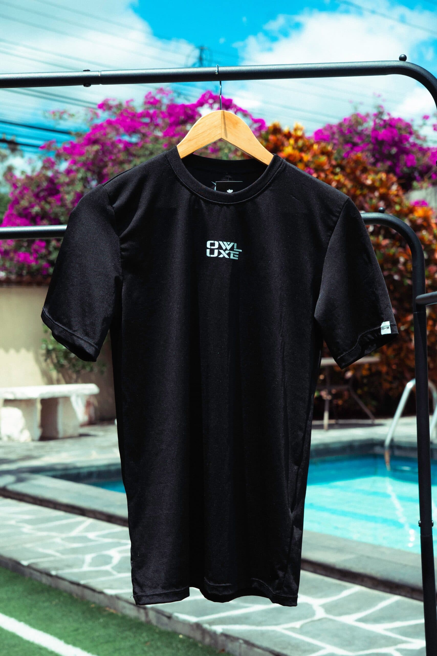 Owl Essential V2 Black Tee